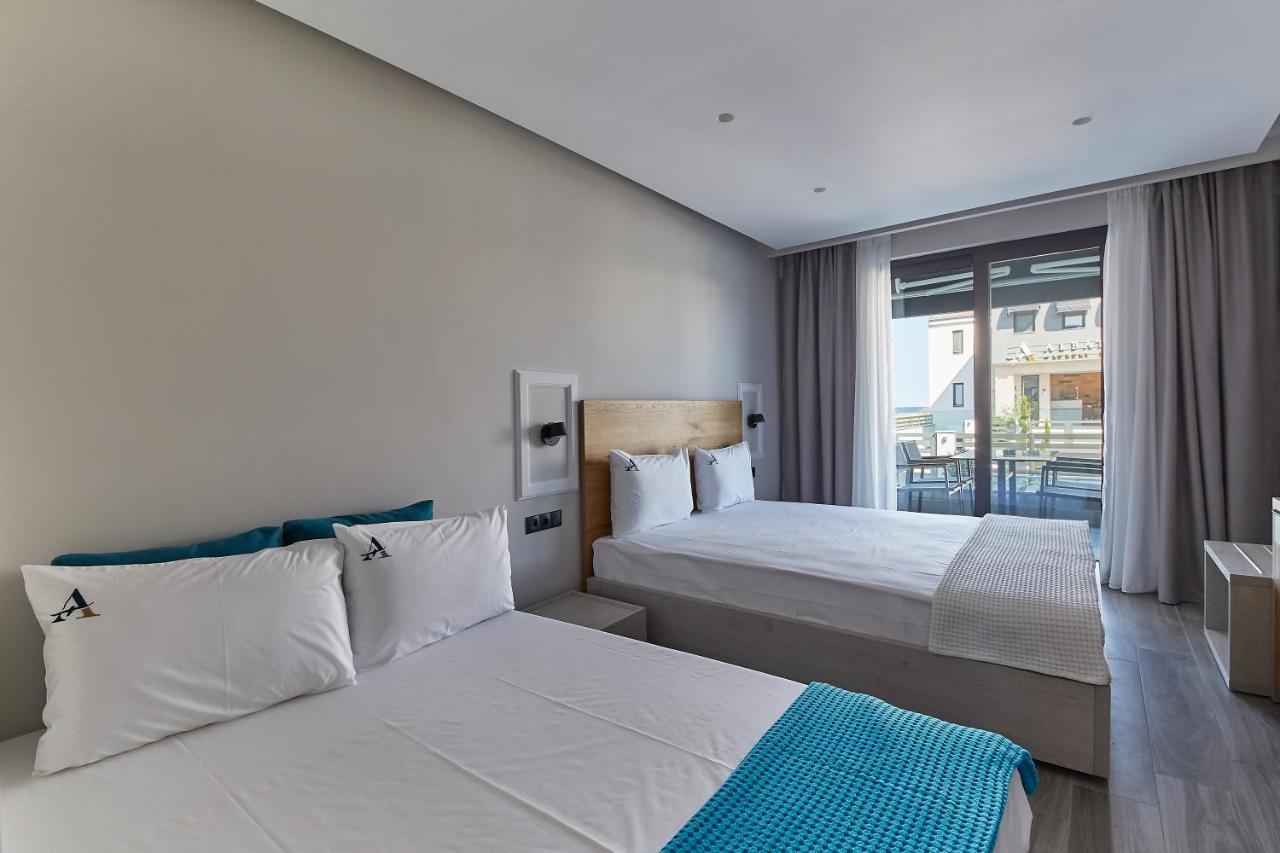 Albatros Luxury Suites Vrasná Esterno foto